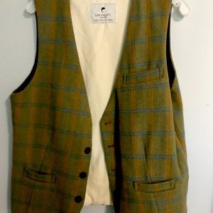 Lee valley mens vest